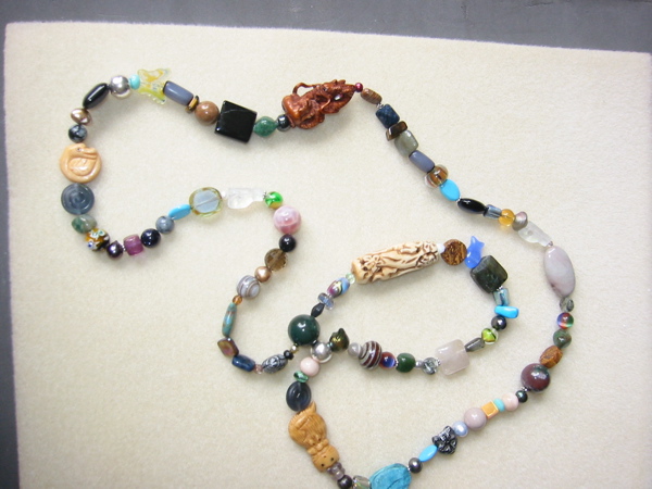 catnecklace1.JPG