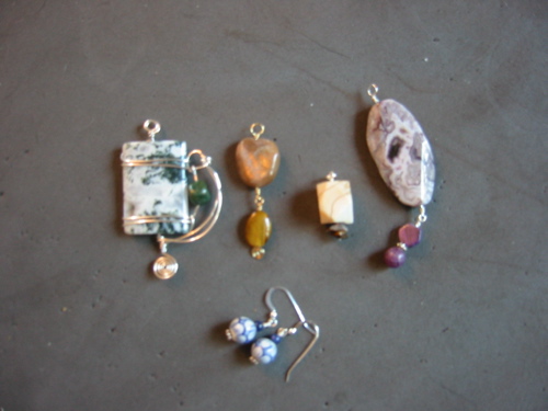 pendants2.JPG